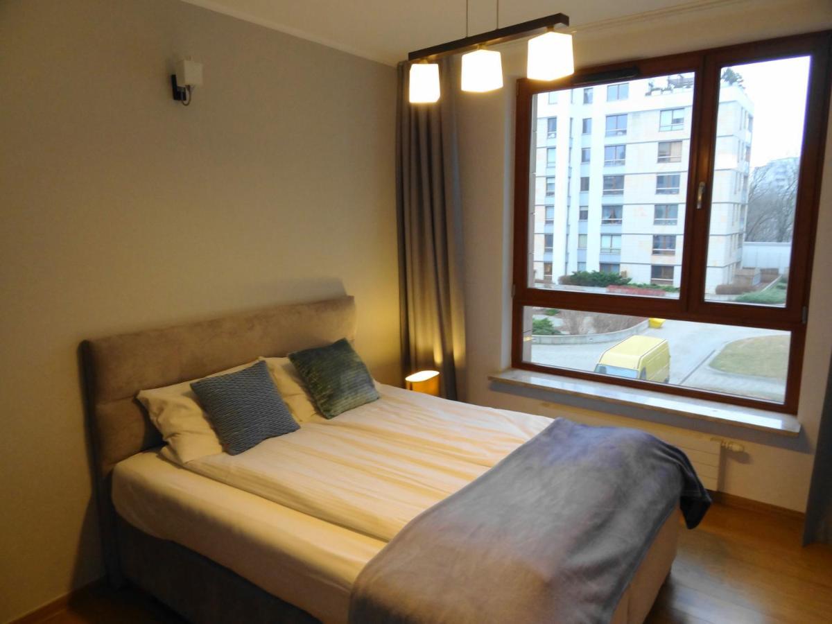 10 Min Do Lotniska, 2 Syp, Ekspres Do Kawy, Kosmetyki Ada, By Visitwarsaw Apartments Dış mekan fotoğraf